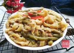 「Cathy边吃边营养」豆角焖手擀面的做法图解17