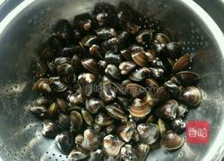 蚬子汤的做法图解1
