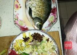 红烧扁鱼的做法图解1