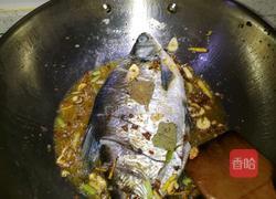 红烧扁鱼的做法图解3