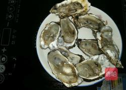 蒜蓉蒸牡蛎的做法图解2