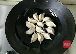 抱蛋煎饺的做法图解2