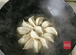 抱蛋煎饺的做法图解4