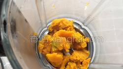 奶油南瓜汤的做法图解4