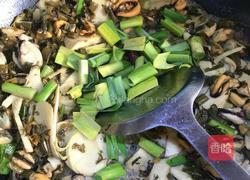 家常炒淡菜的做法图解5