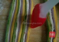 彩色面条的做法图解3