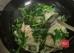 韭菜金针菇的做法图解9