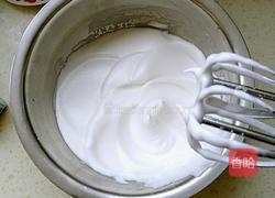 草莓奶油蛋糕卷的做法图解9