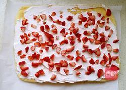 草莓奶油蛋糕卷的做法图解20