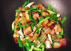 腊肉炒青蒜的做法图解4