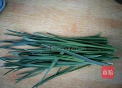 蒜香鸡蛋饼的做法图解2