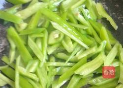 尖椒黄瓜炒鸡蛋的做法图解3