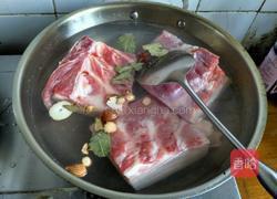 霉干菜扣肉的做法图解1