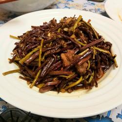 蕨菜炒肉