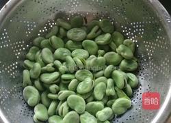 香肠咸菜炒蚕豆的做法图解4