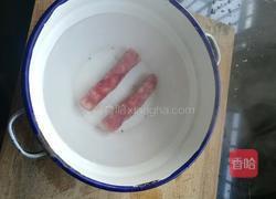 香肠咸菜炒蚕豆的做法图解7