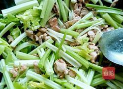香芹炒肉的做法图解8