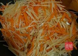 土豆丝炒胡萝卜丝的做法图解7