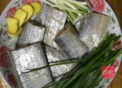 葱香带鱼的做法图解1