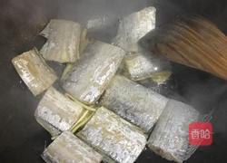 葱香带鱼的做法图解3