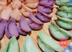 Colorful Dumplings Recipe Illustration 12