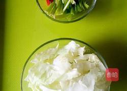 凉拌包心菜的做法图解1