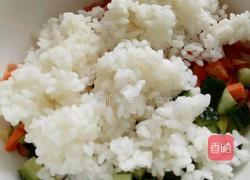 沙拉多彩丁饭团的做法图解2