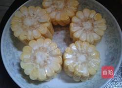 玉米排骨汤的做法图解2
