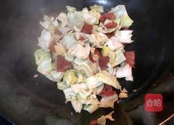 培根炒包菜的做法图解5