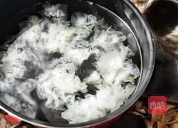 养颜润肺 红枣银耳百合甜汤的做法图解8