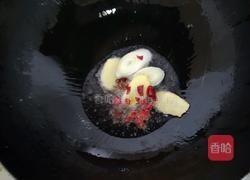 鱼头炖豆腐的做法图解2