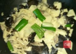 肉片炒尖椒干豆腐的做法图解8
