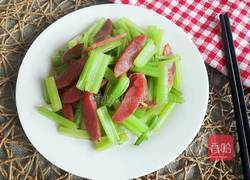 芹菜炒腊肠的做法图解8