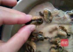 淡菜墨鱼排骨汤的做法图解1