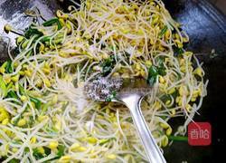 韭菜炒黄豆芽的做法图解9