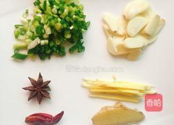 红烧浓汁带鱼的做法图解3