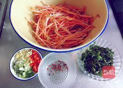 凉拌折耳根的做法图解1