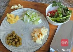 上汤鲤鱼的做法图解3