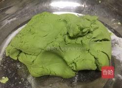 菠菜青团的做法图解1