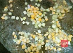 玉米培根炒饭的做法图解1