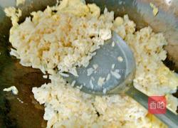 玉米培根炒饭的做法图解3