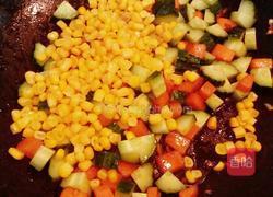 胡萝卜黄瓜炒玉米的做法图解8