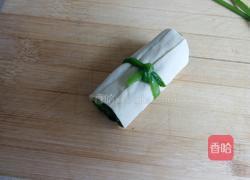 豆皮菠菜卷蘸酱的做法图解10