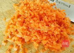胡萝卜素饺子馅的做法图解2
