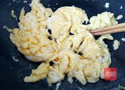 韭菜素饺子馅的做法图解2