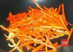 杏鲍菇炒香芹的做法图解4