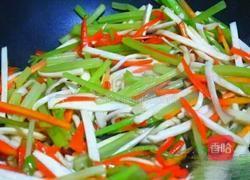 杏鲍菇炒香芹的做法图解8