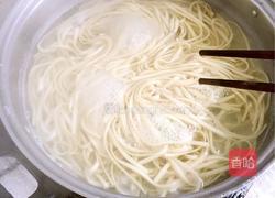 蔬菜蛋炒面的做法图解2