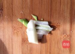 芹菜杏鲍菇炒肉丁的做法图解6