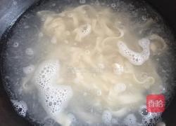 牛肉菠菜面的做法图解5